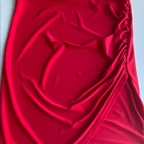 COPY - Pretty Little Thing Red Stretch Midi Dress… - Picture 4 of 5